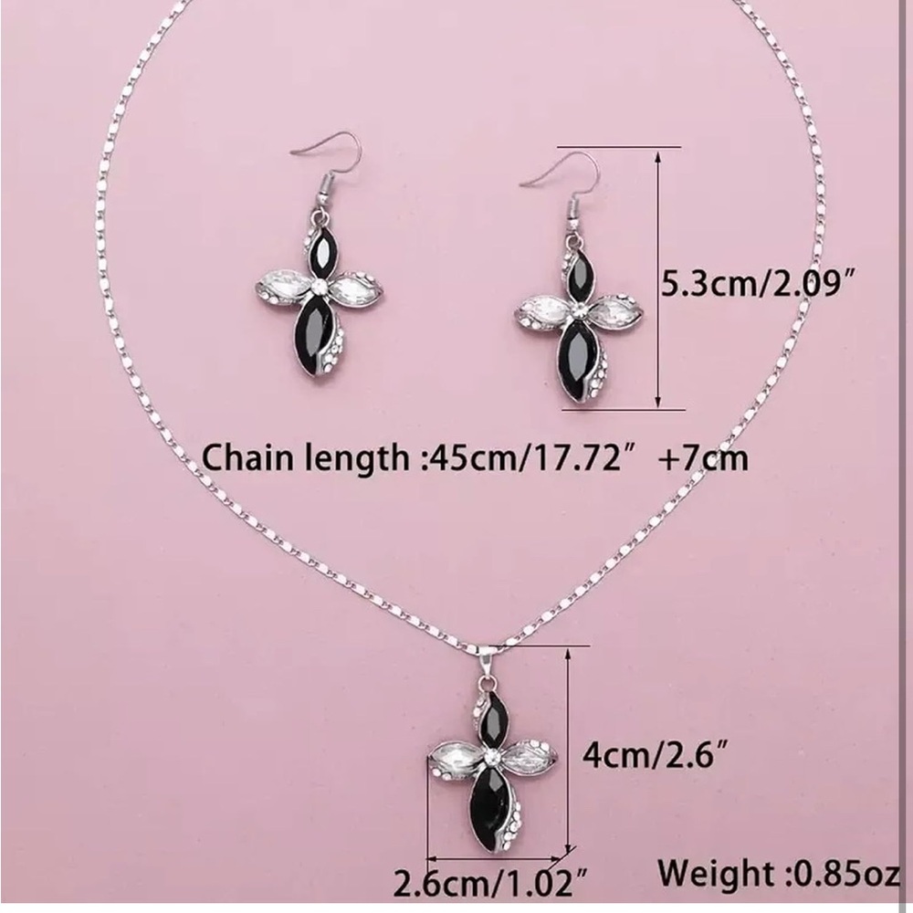 CC Boutique Black and Silver Earrings - Picture 4 of 4